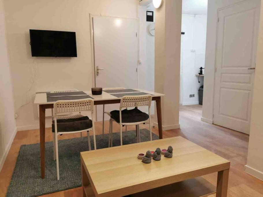 Studio Au Centre Ville De Montpellier, Tram & Wifi Luaran gambar